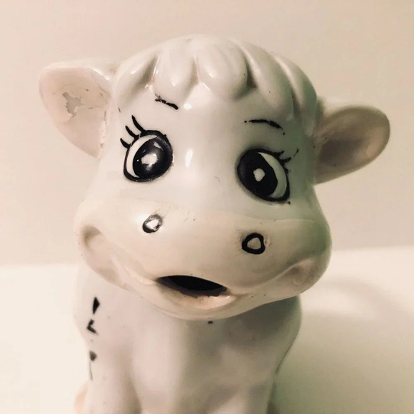 Vintage Ceramic Cow Creamer 4.5 Inch Tall Figurine - Picture 6 of 15